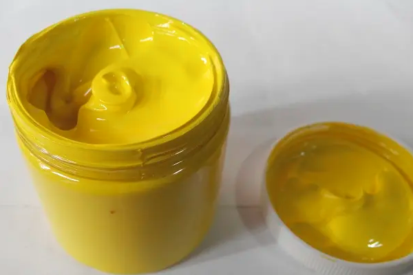 Eigenschaften der gelben PU-Farbpaste